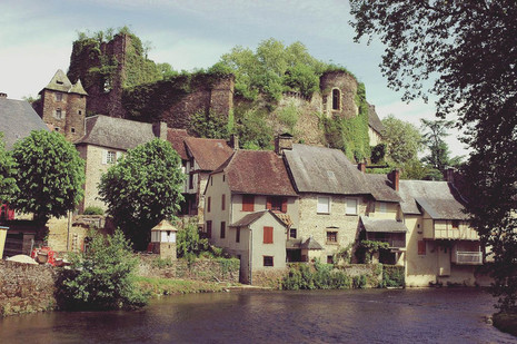 CITE DE SEGUR LE CHATEAU